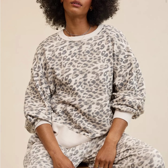 aerie Sweaters - Aerie Go-To Sweatshirt Cake Batter Leopard